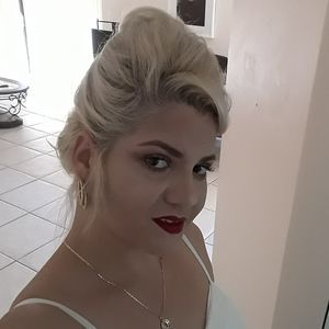 Meet your Posher, Dlima